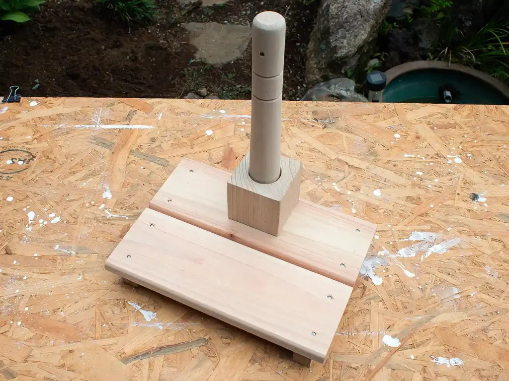 100均材料で作った扇風機スタンド